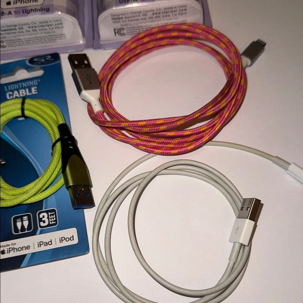 Apple Charging Cable & Case Set - Red, Purple, White